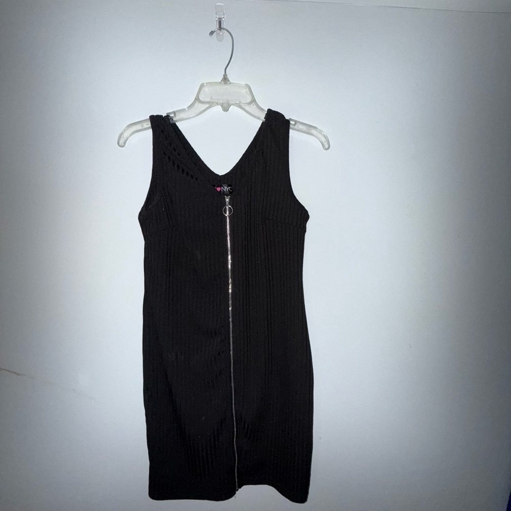 Black V-Neck Sleeveless Sheath Mini Dress